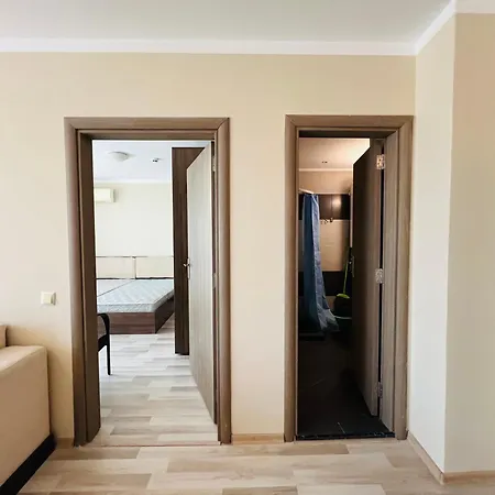 Sunny Plaza 54 Two Bedroom Апартамент Слънчев бряг